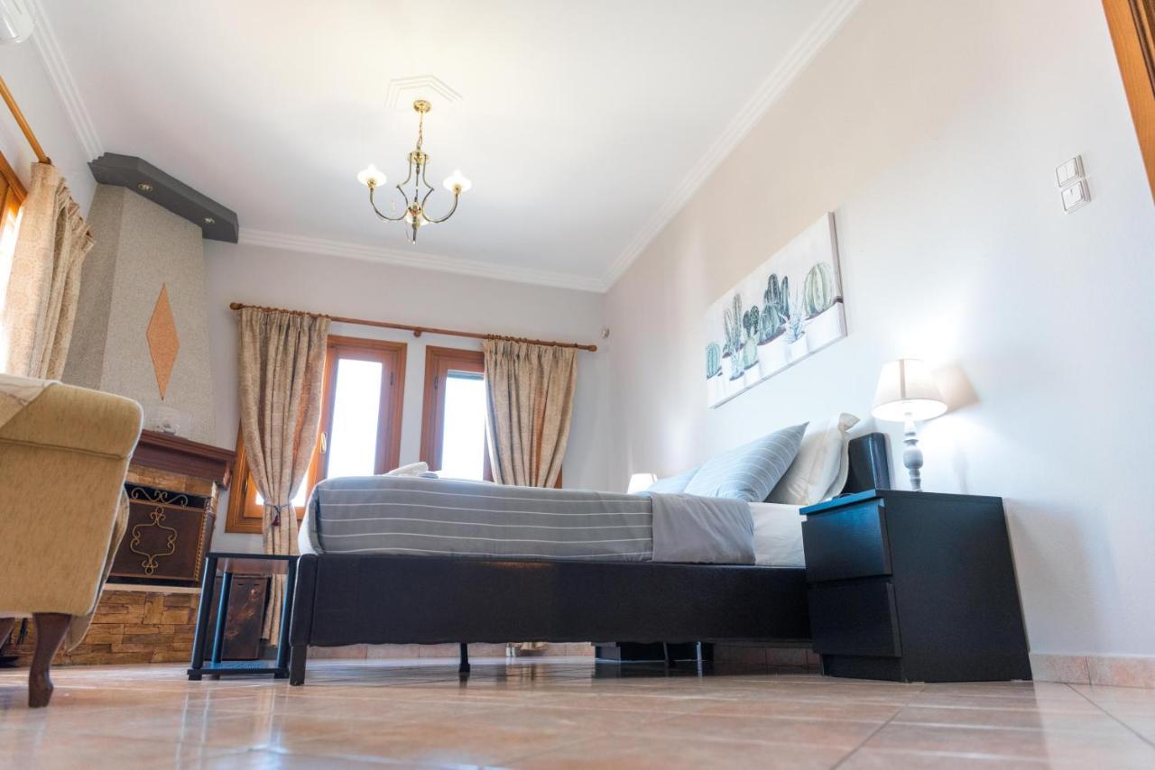Athena'S Luxury Place Agria Exterior photo